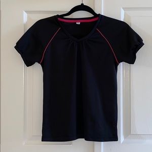 NWOT Puffed Sleeve Black Hearts Work-Out Top